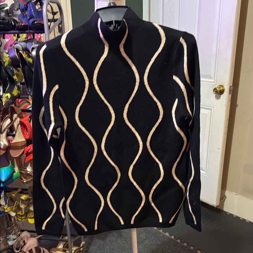 STYLEWE Black and Cream Geometric Sweater